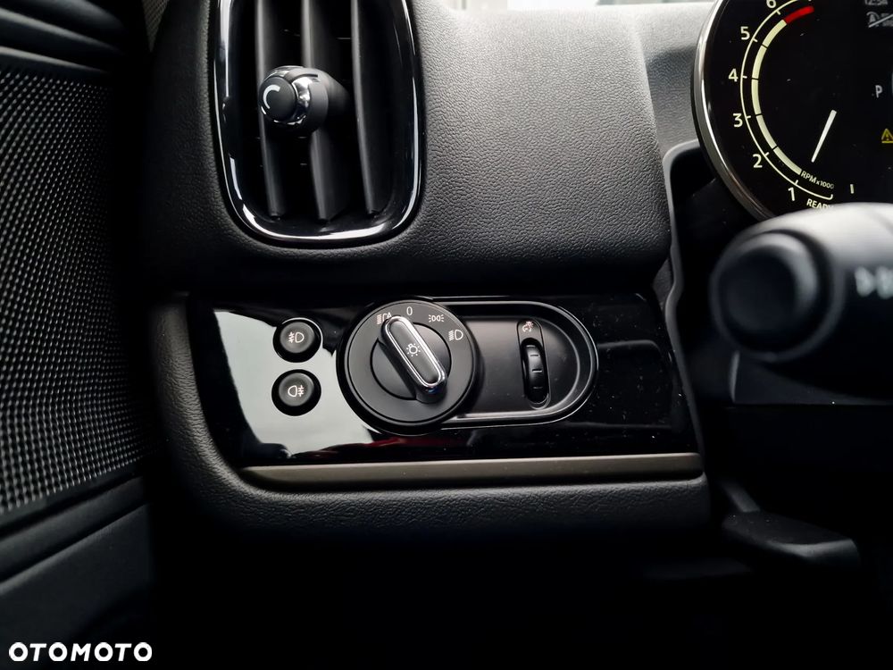MINI Countryman Cooper S ALL4 Shadow Edition sport - 16