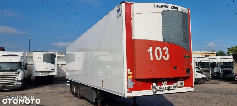 Schmitz Cargobull SKO24 - 9