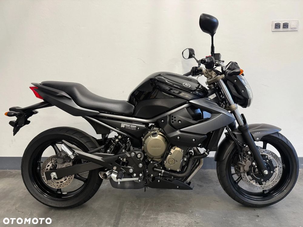 Yamaha XJ - 2