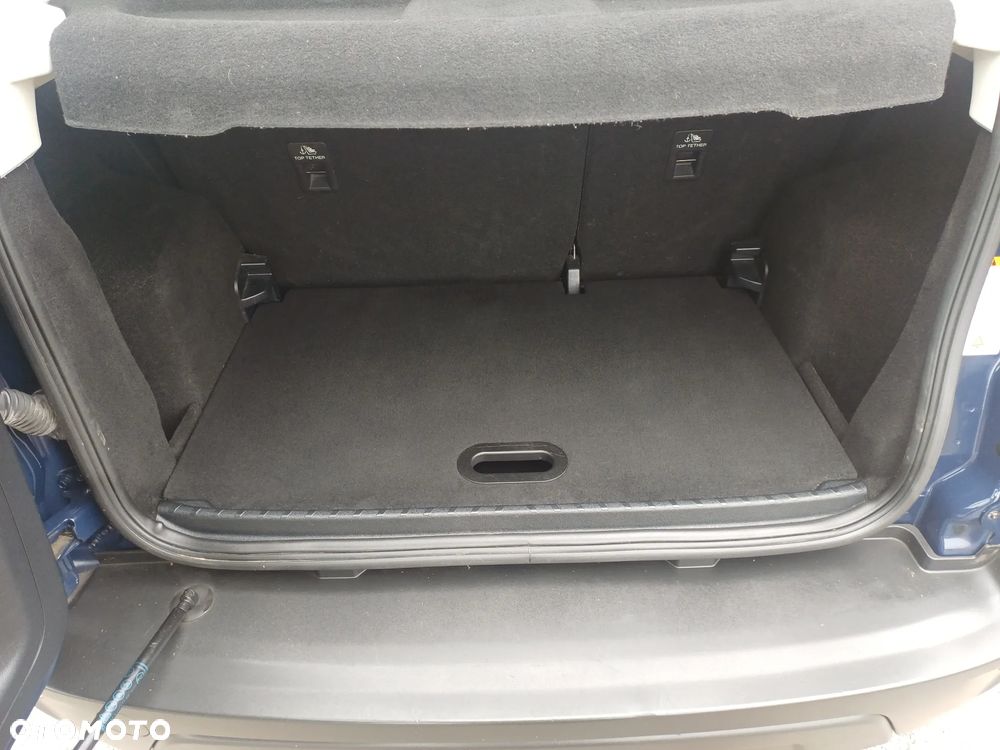 Ford EcoSport - 16