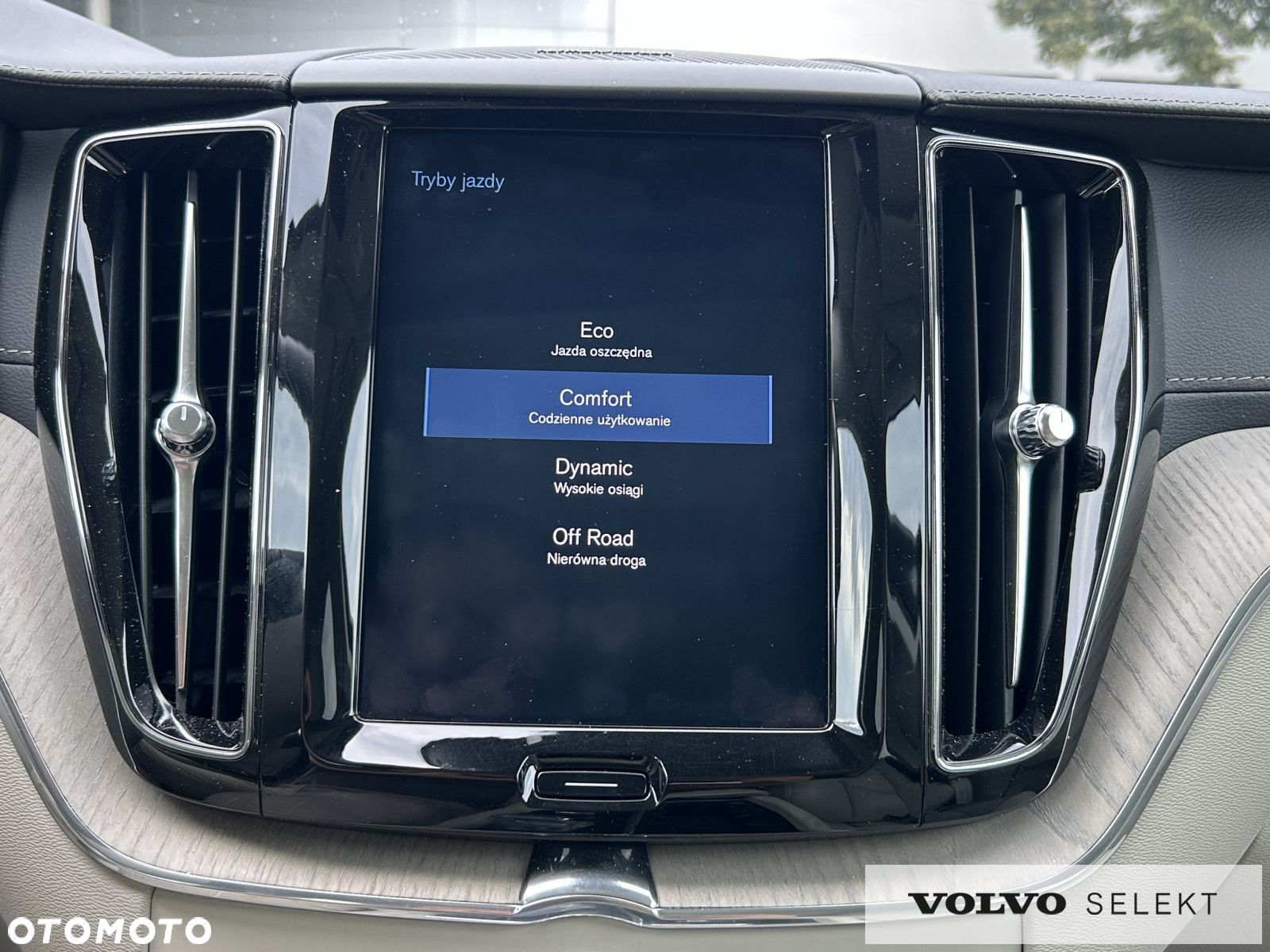 Volvo XC 60 - 18