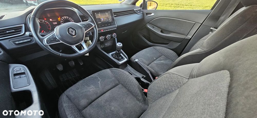 Renault Clio - 13