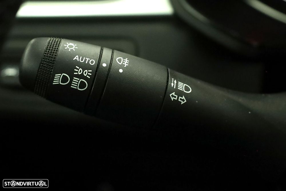 Renault Captur 1.0 TCe Techno Bi-Fuel - 16