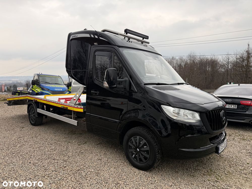 Mercedes-Benz Sprinter - 1