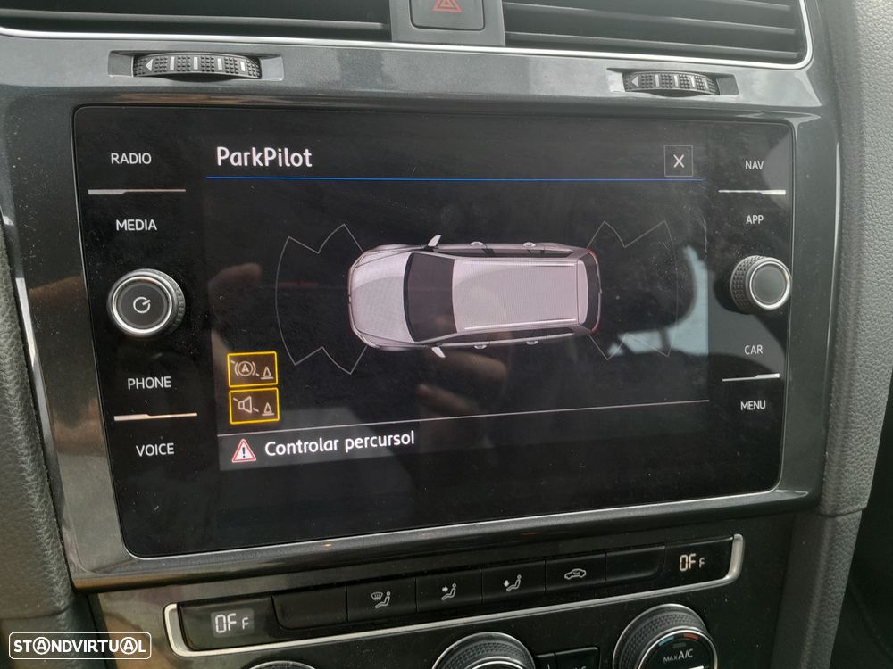 VW Golf Variant 1.0 TSI Confortline - 14