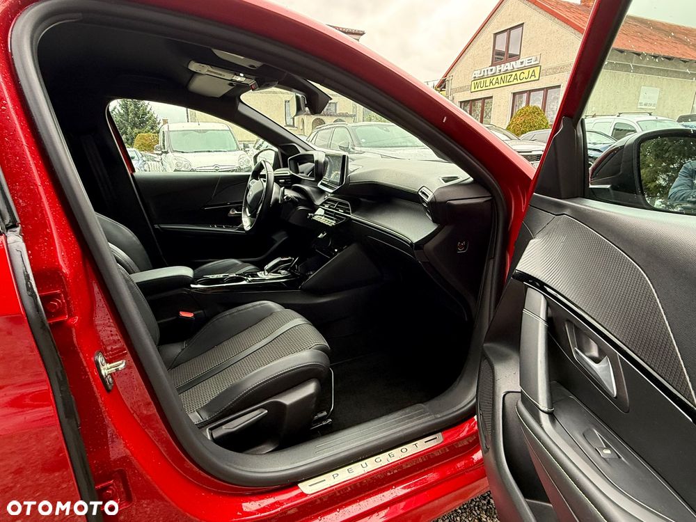 Peugeot 208 PureTech 100 EAT8 GT Pack - 27