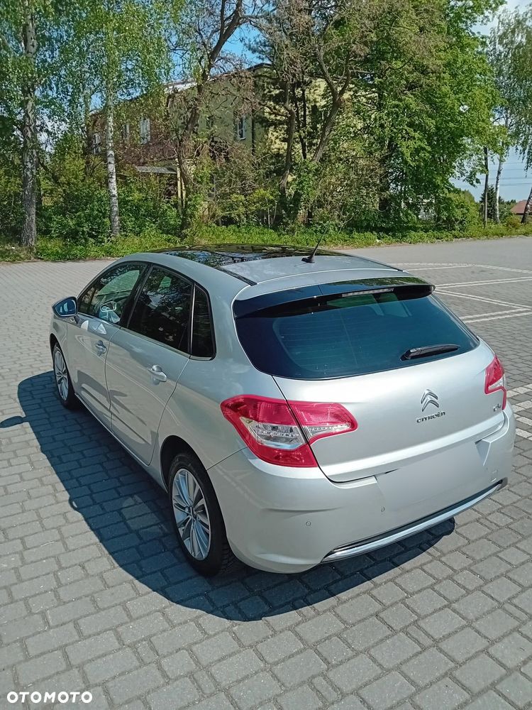 Citroën C4 HDi 90 Attraction - 29