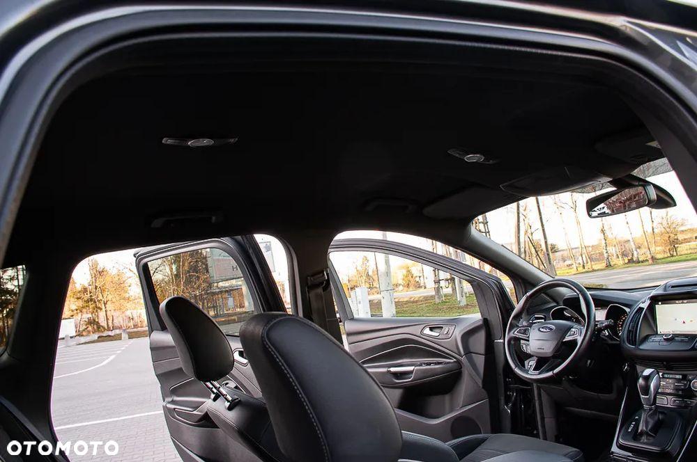 Ford Kuga 2.0 TDCi AWD ST-Line - 27