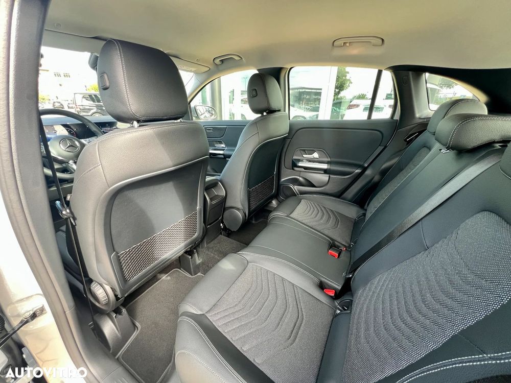 Mercedes-Benz GLA - 14