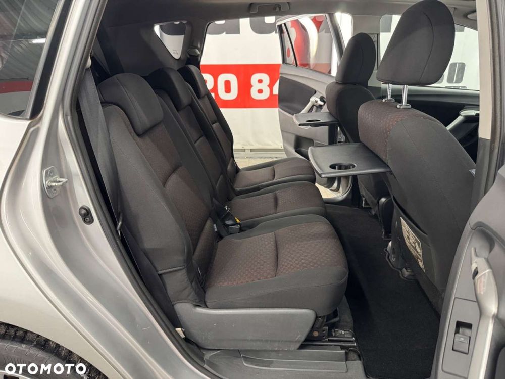 Toyota Verso - 35