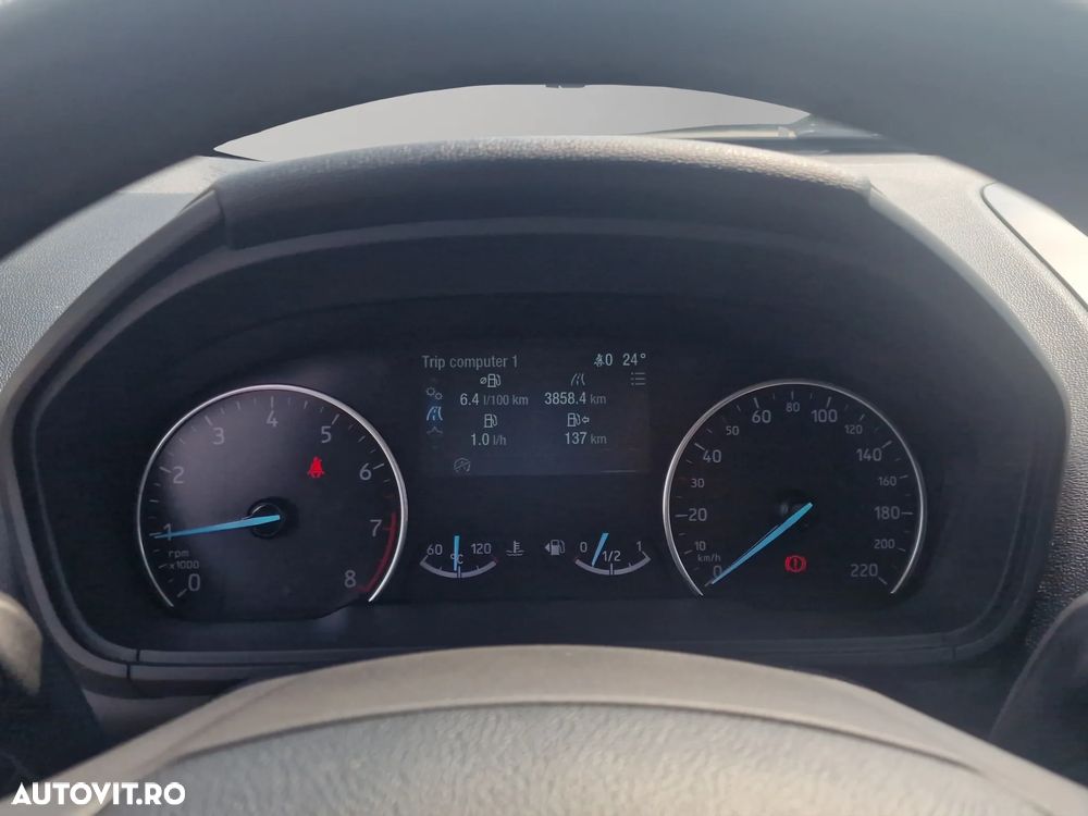 Ford EcoSport - 12