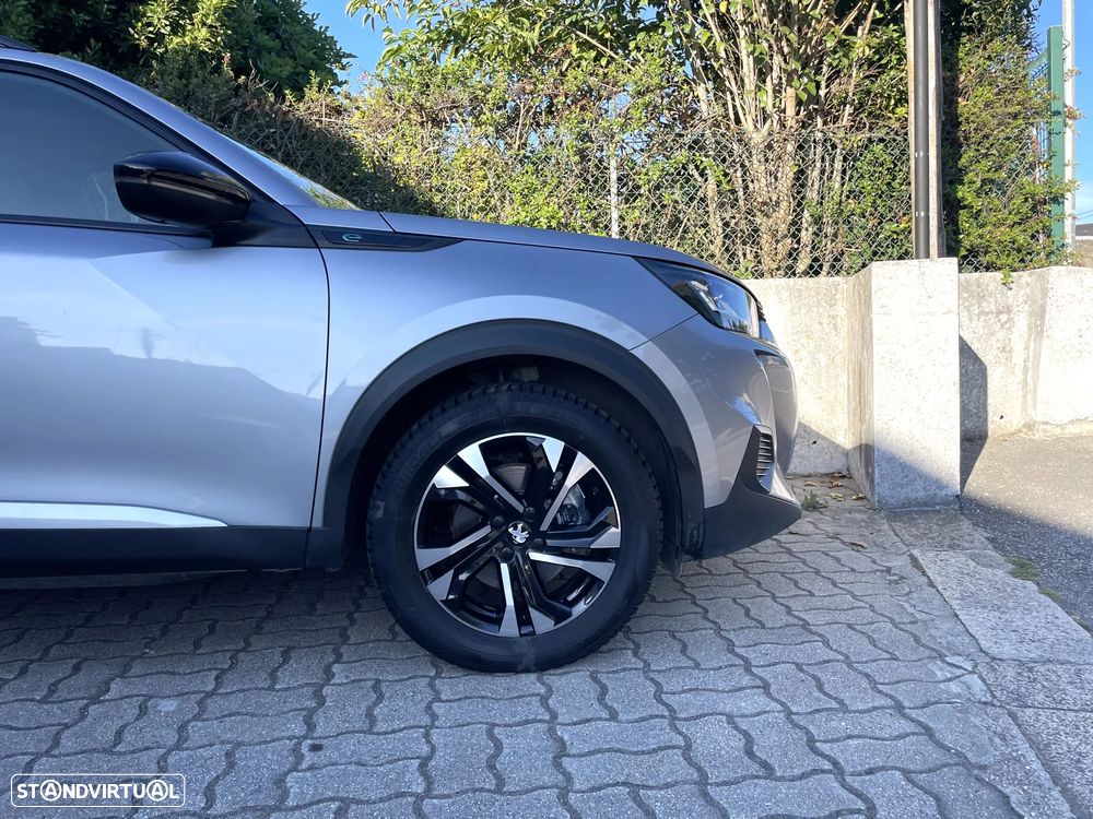 Peugeot e-2008 Allure Pack - 12