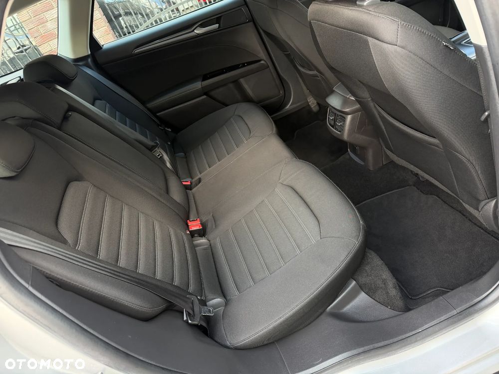 Ford Mondeo SW 2.0 EcoBlue Titanium - 34
