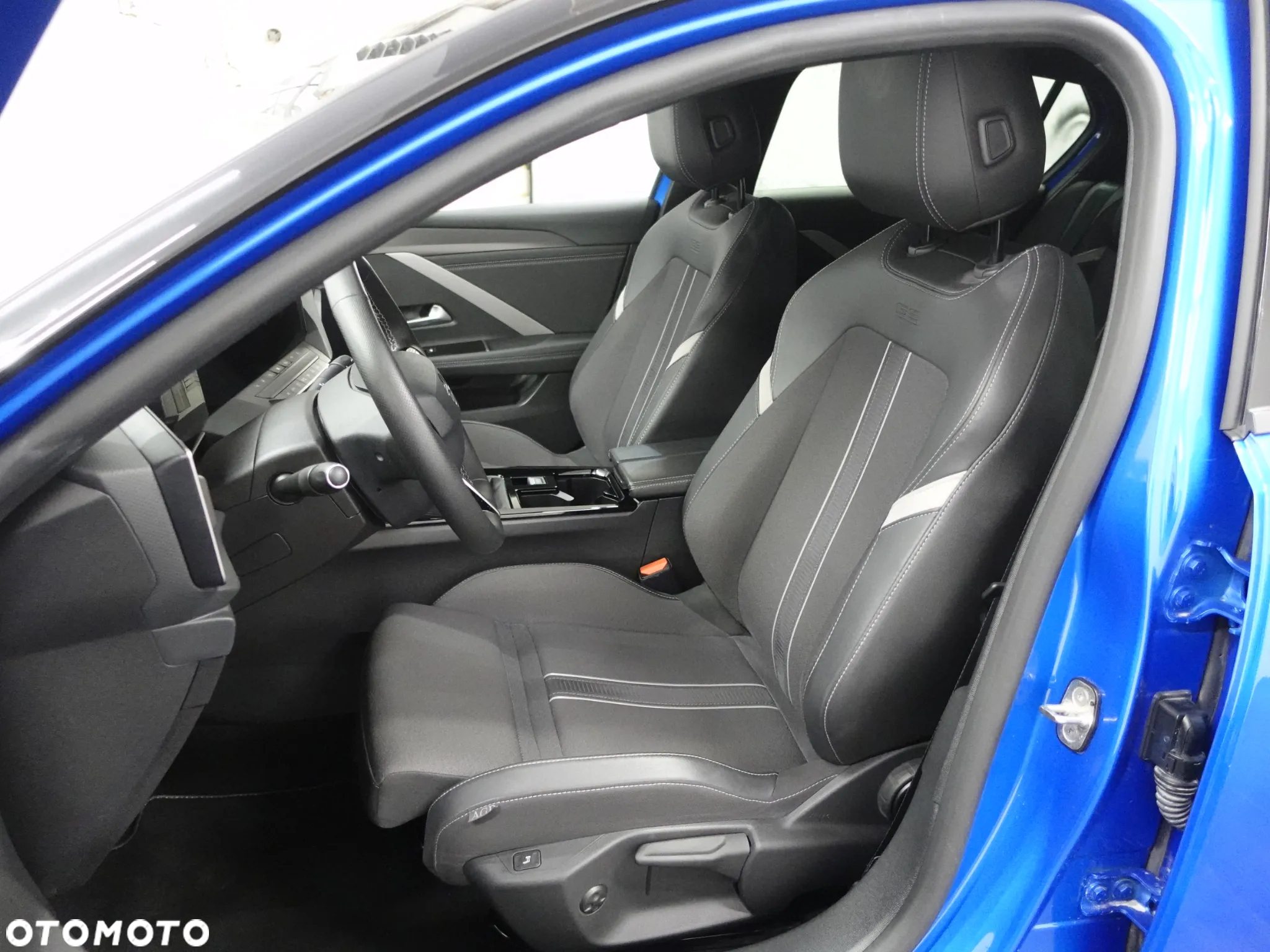 Opel Astra 1.2 Turbo GS Line - 21