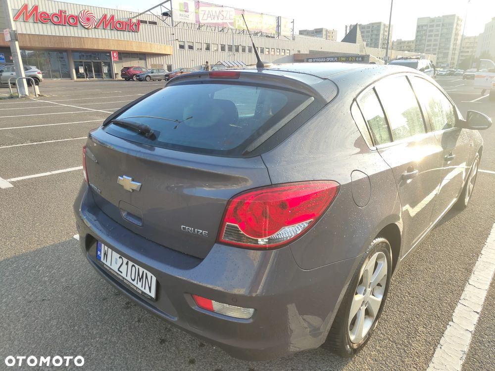 Chevrolet Cruze 1.8 LT+ - 5