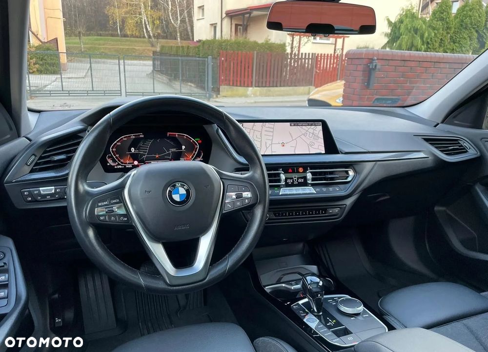BMW Seria 1 - 8