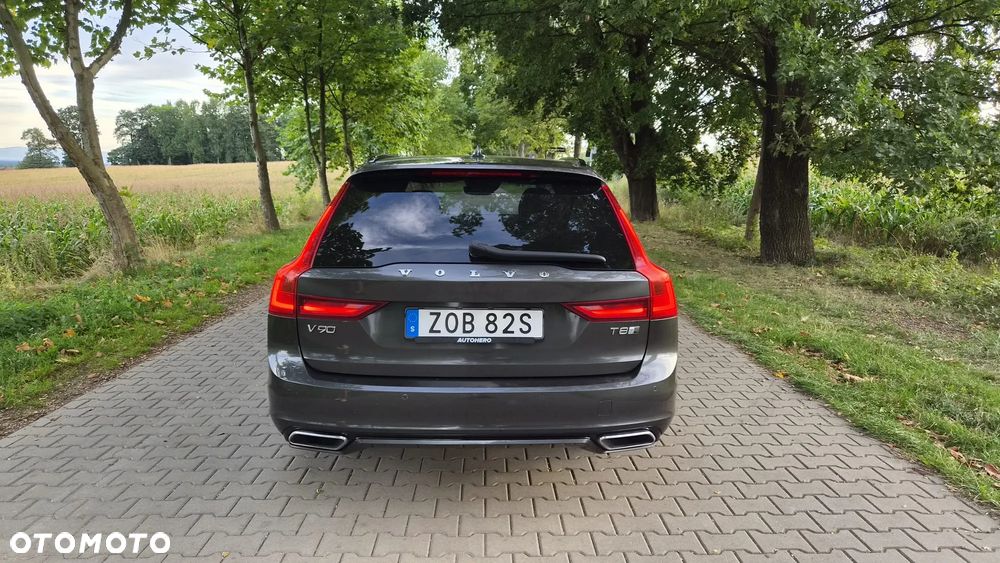 Volvo V90 T8 AWD Plug-In Hybrid R-Design - 16