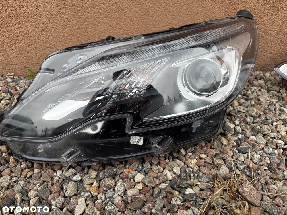 Lampa przednia lewa Lieger Js60 - 1