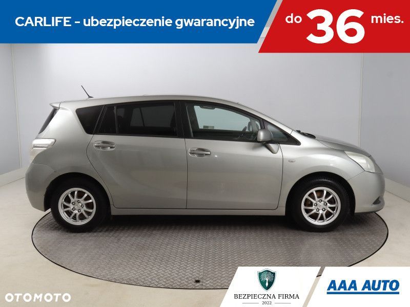 Toyota Verso - 8