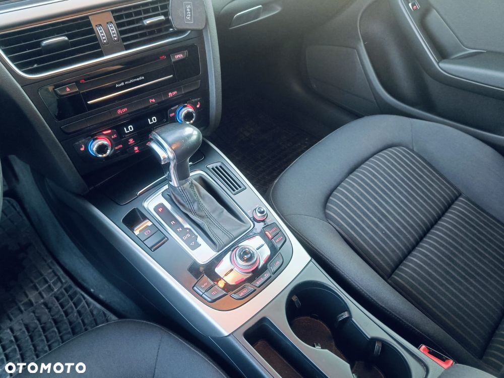Audi A4 Avant - 10