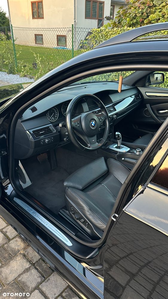BMW Seria 5 530d Sport-Aut Edition Sport - 9