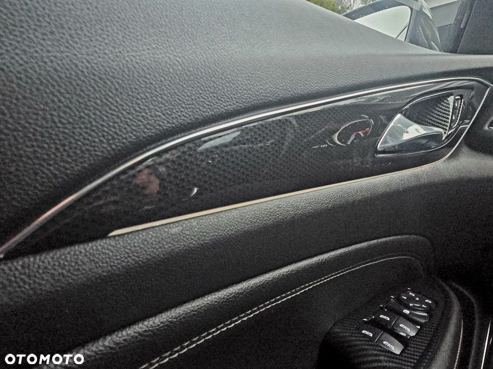 Opel Insignia 1.5 T Innovation S&S - 25