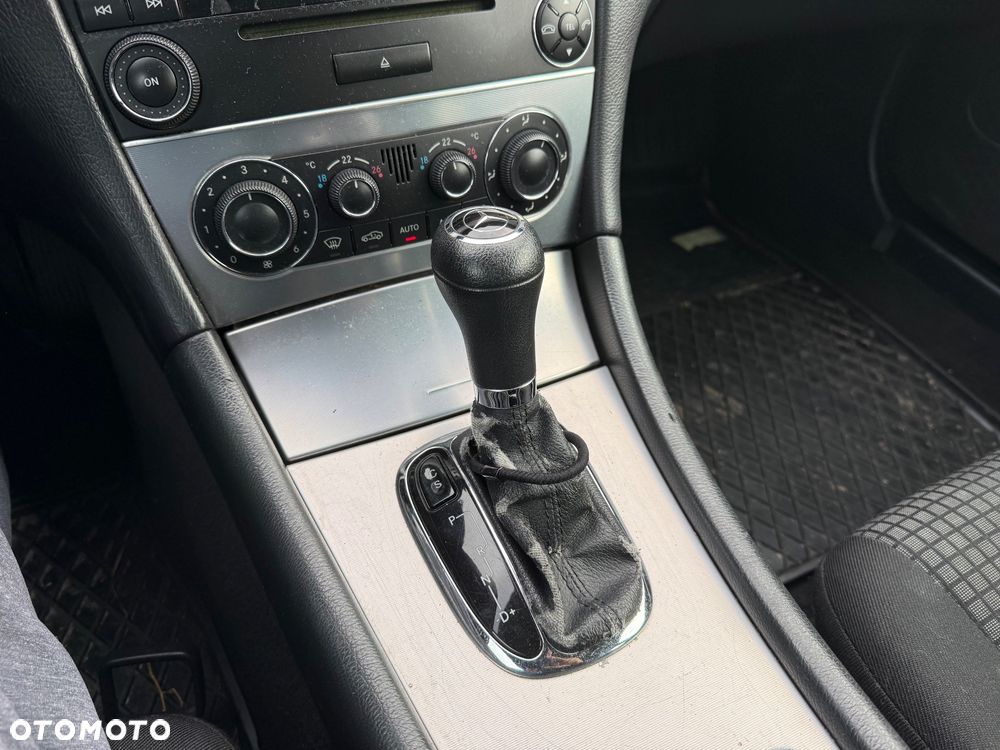 Mercedes-Benz Klasa C 180 Kompressor Automatik Sport Edition - 10