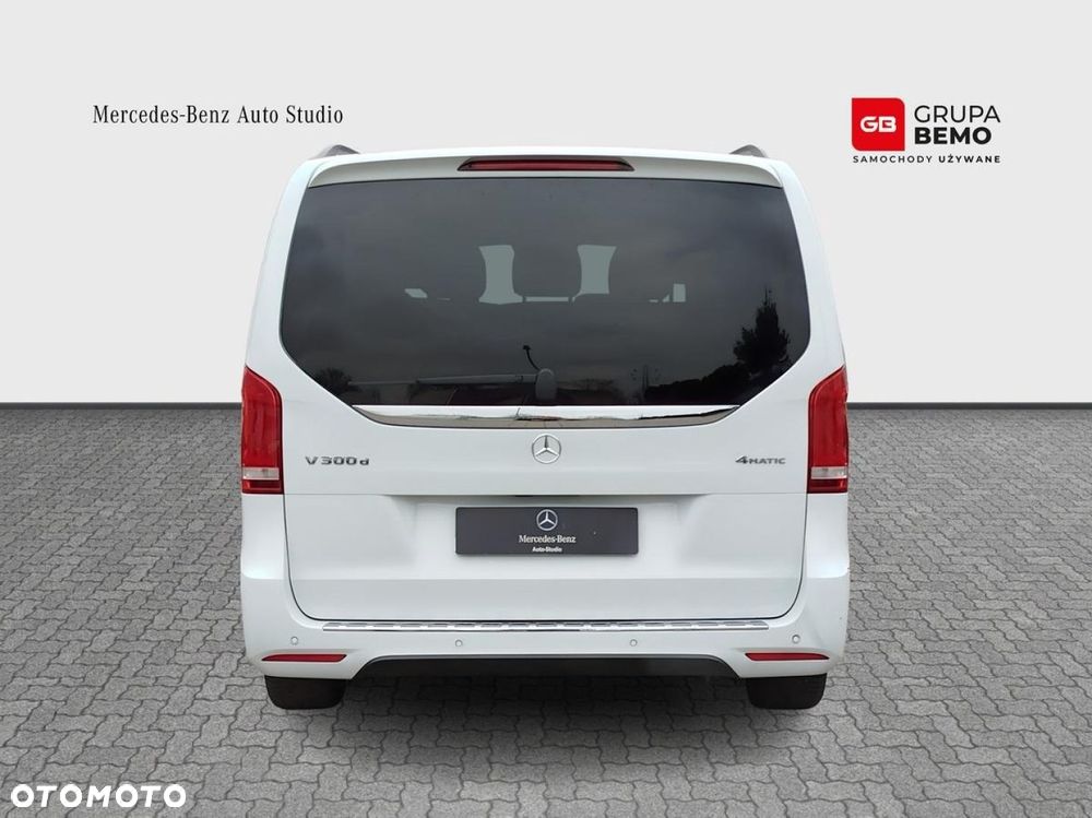 Mercedes-Benz Klasa V - 5