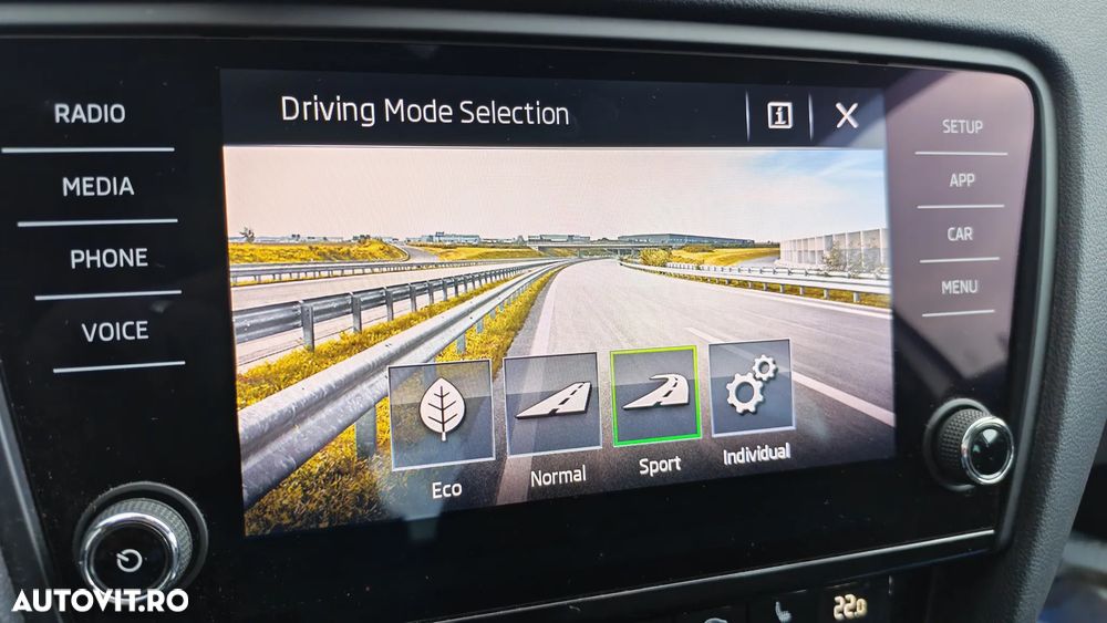 Skoda Octavia 2.0 TDI DSG Style - 18