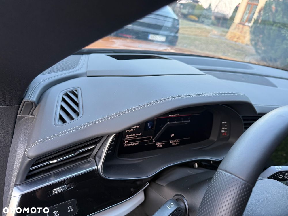 Audi SQ8 - 13