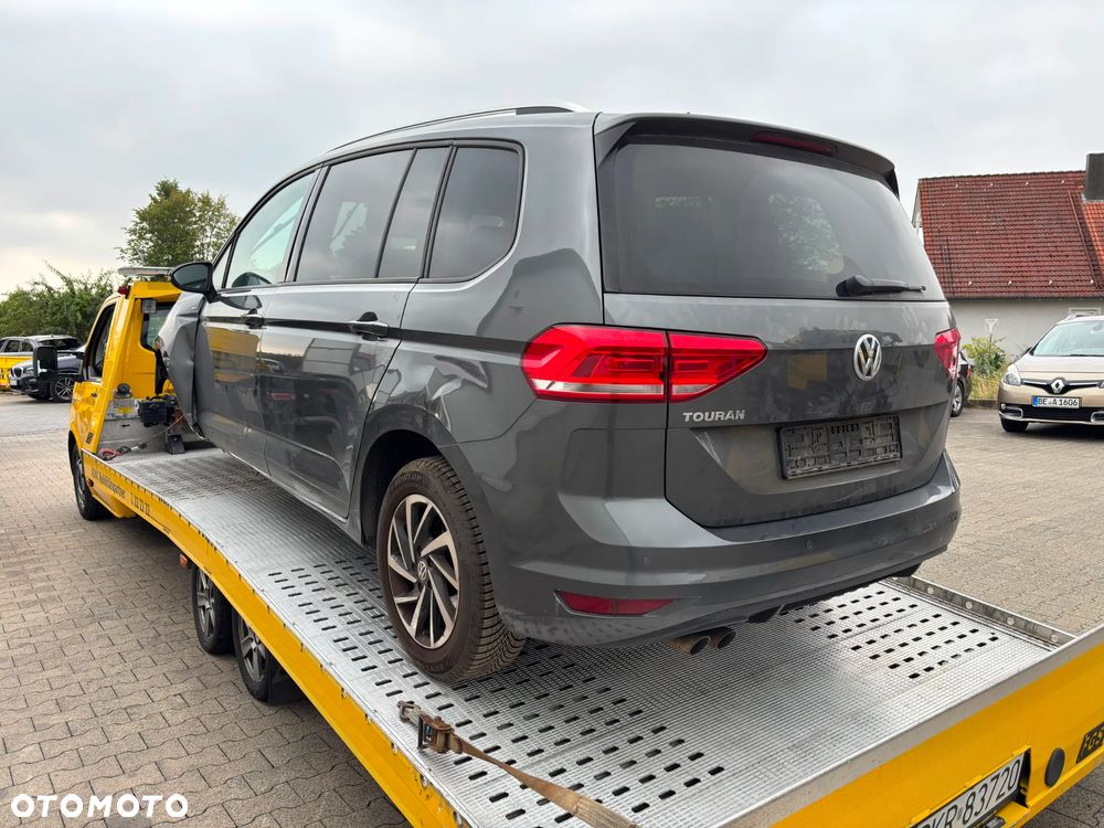 Volkswagen Touran 2.0 TDI SCR (BlueMotion Technology) DSG Highline - 14
