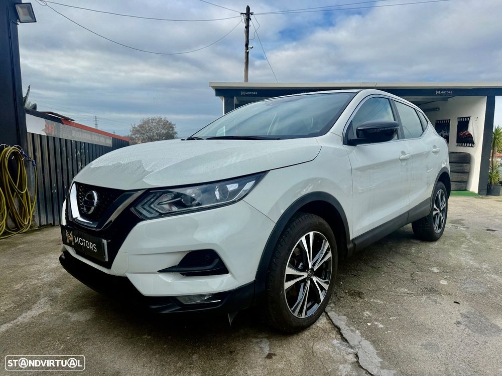 Nissan Qashqai 1.5 dCi N-Connecta J18+Led - 5