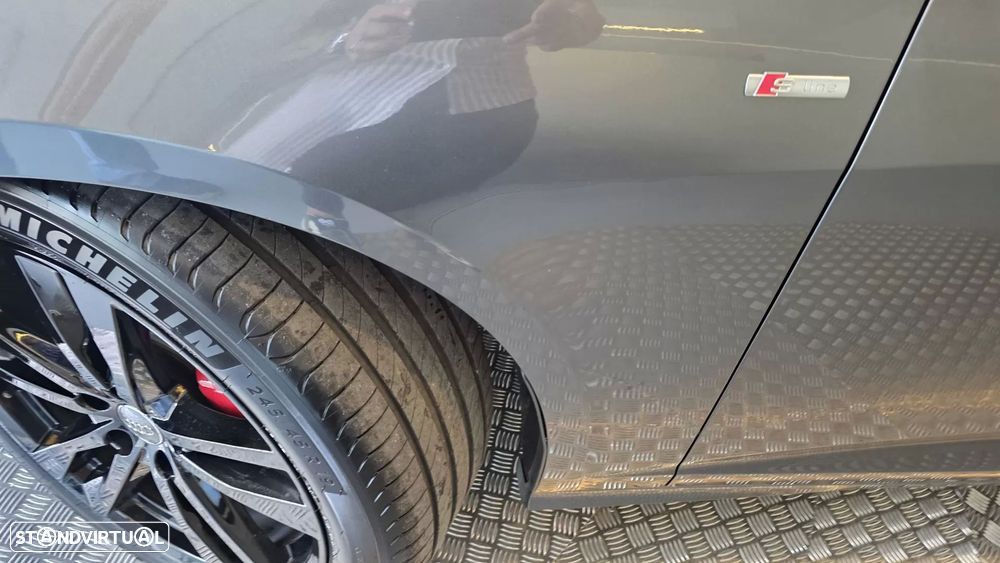 Audi A6 Avant 40 TDI Design S tronic - 33