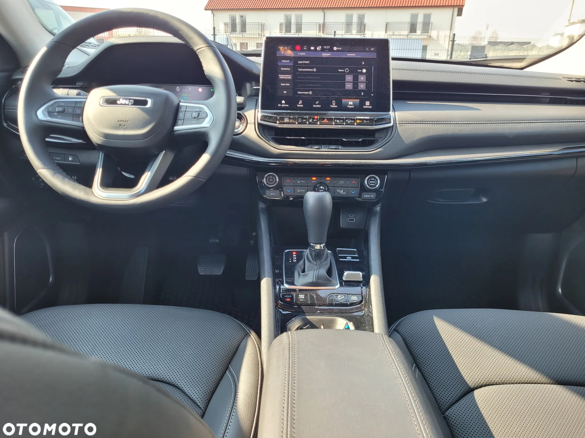 Jeep Compass - 10