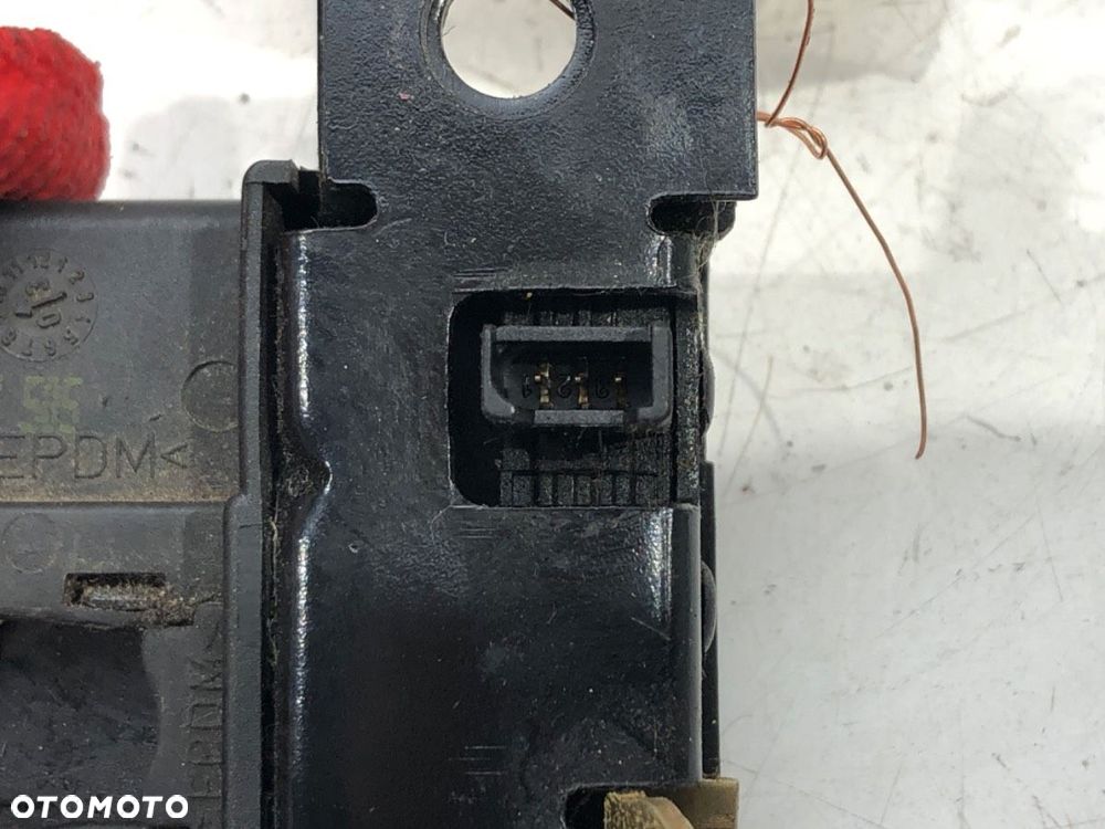 ZAMEK KLAPY TYLNEJ - 79.00 PLN - PORSCHE CAYENNE (9PA) 2002 - 2010 S 4.5 250 kW [340 KM] benzyna - 5