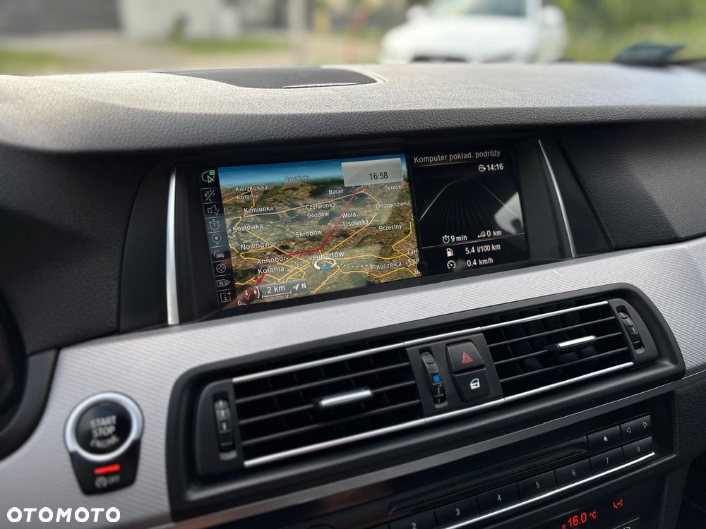 BMW Seria 5 520d M Sport - 32