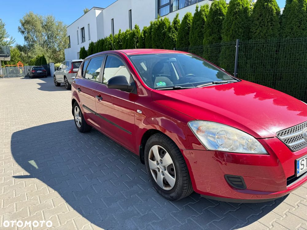 Kia Ceed 1.4 Comfort + - 2