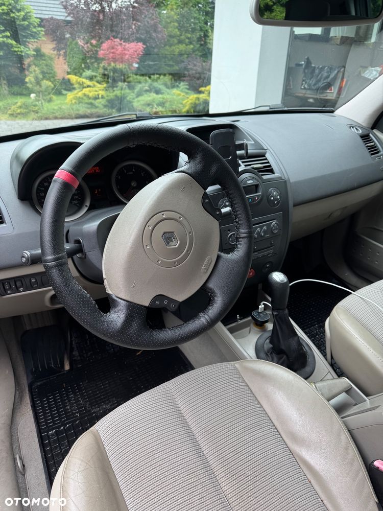 Renault Megane 1.6 Authentique - 16