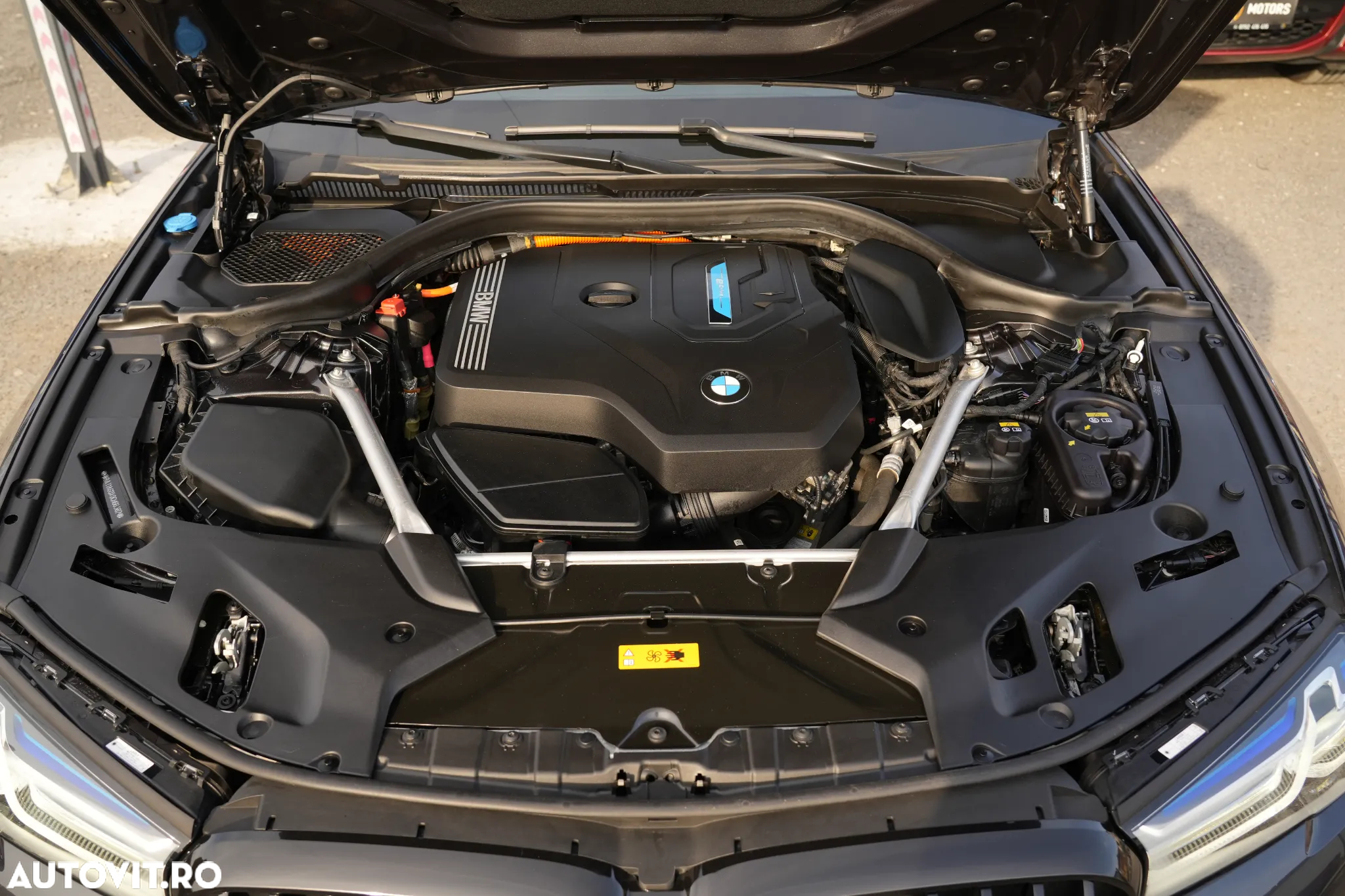 BMW Seria 5 530e iPerformance Aut. Luxury Line - 12
