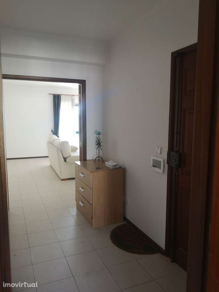 T2 com 2 varandas e elevador em Caldas da Rainha - Grande imagem: 3/10