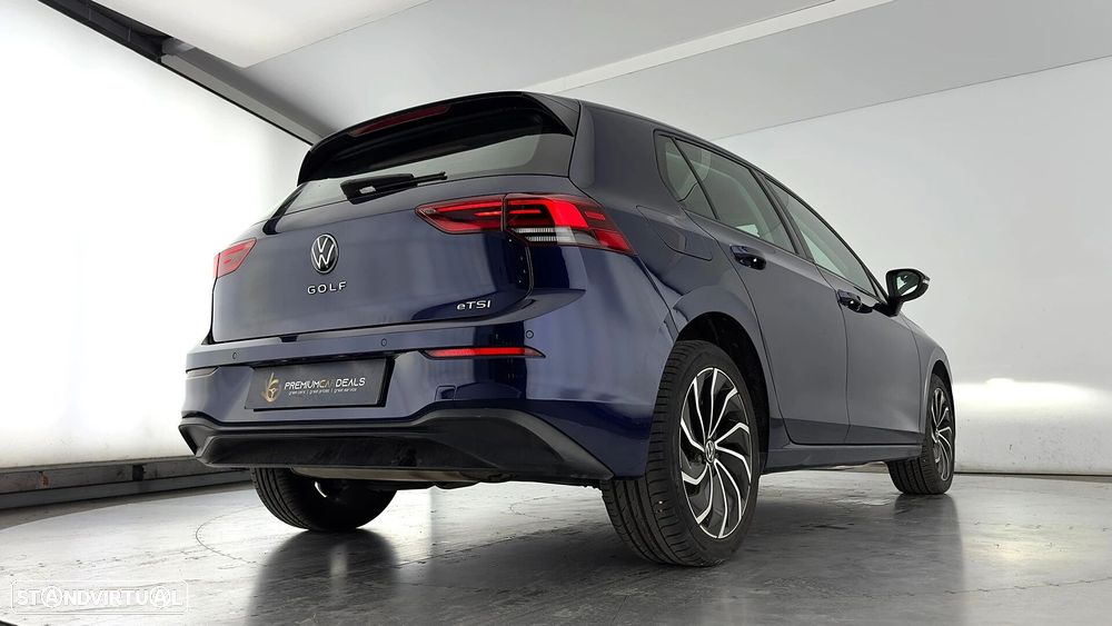 VW Golf 1.0 eTSI Life DSG - 11