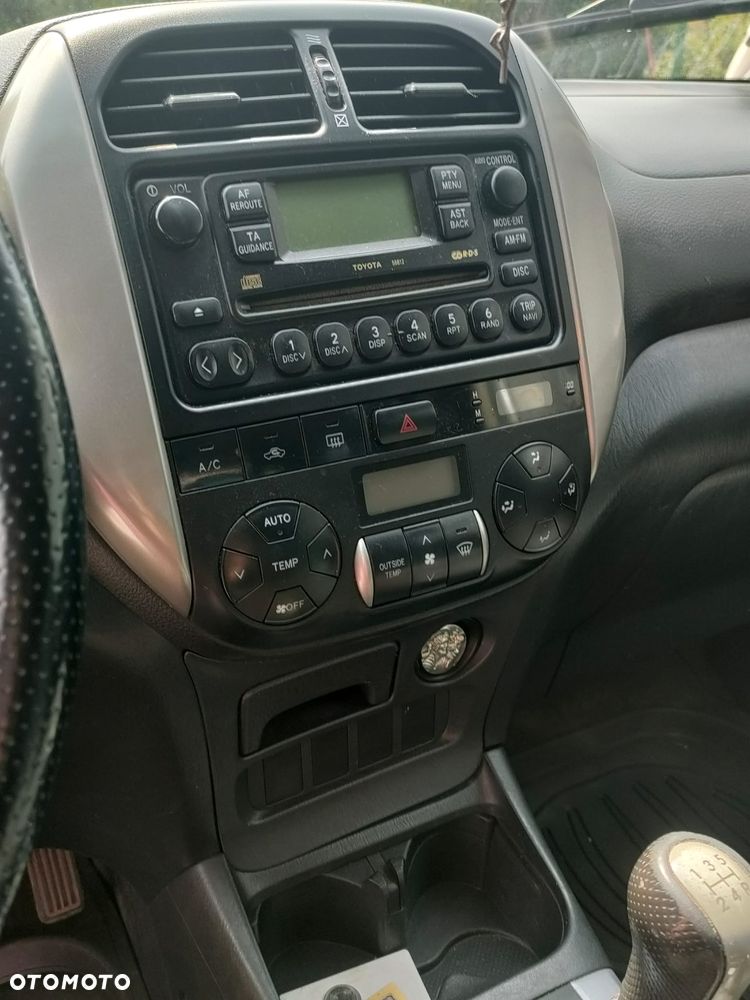 Toyota RAV4 2.0 D-4D 4x4 - 16