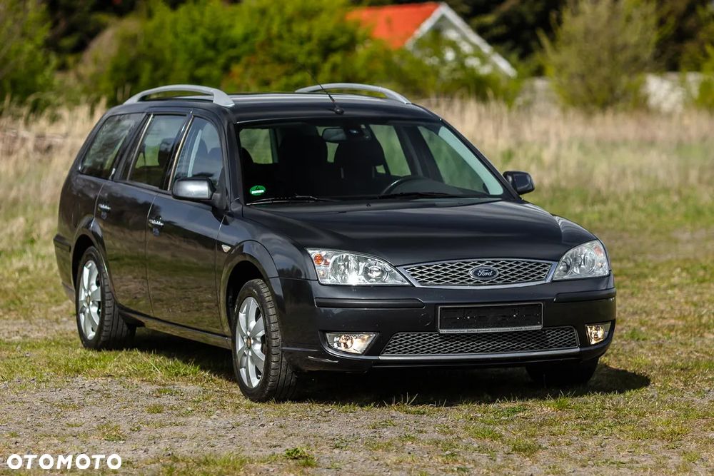 Ford Mondeo 1.8 Ghia - 4