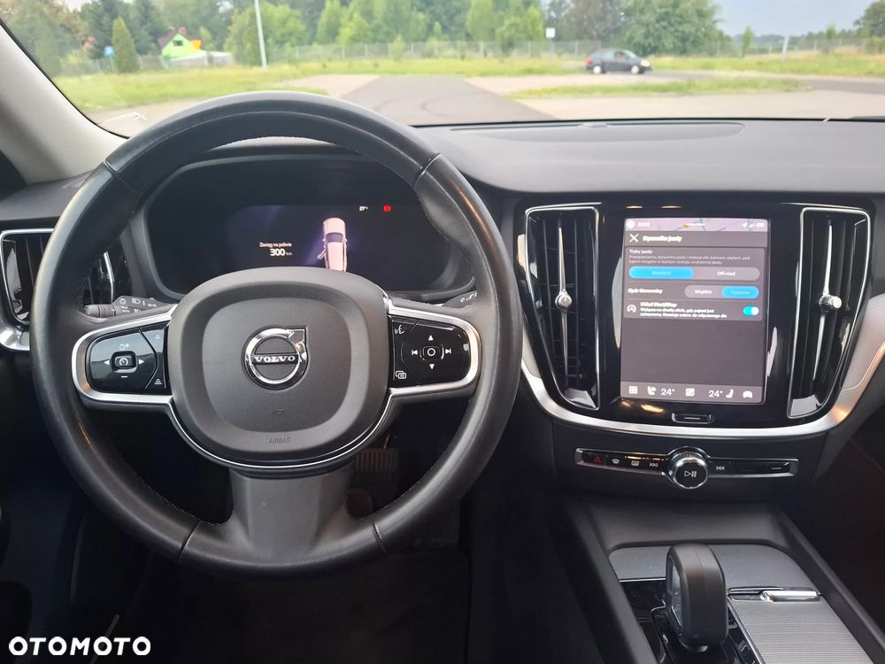 Volvo V60 Cross Country Plus B4 D AWD - 13