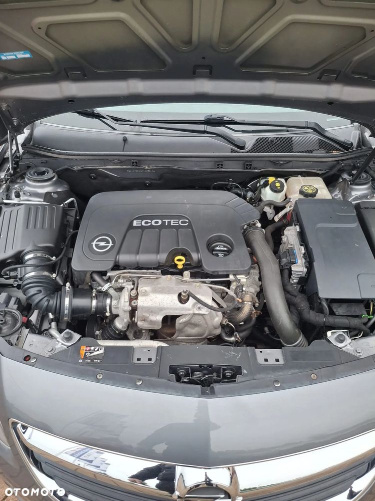 Opel Insignia - 26