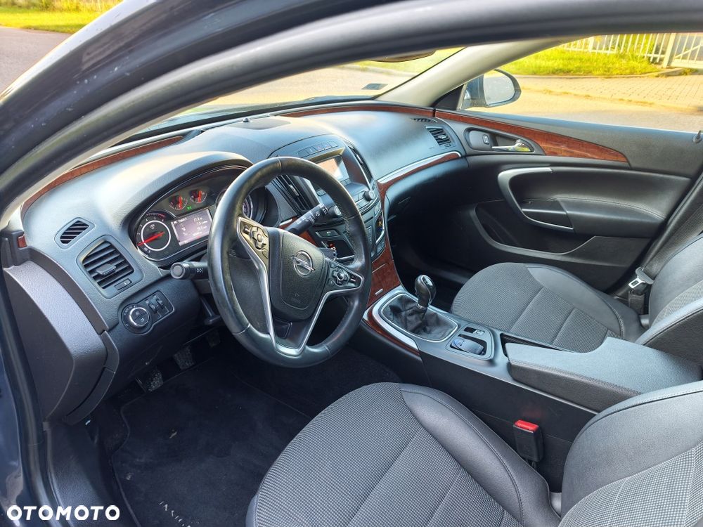 Opel Insignia - 4