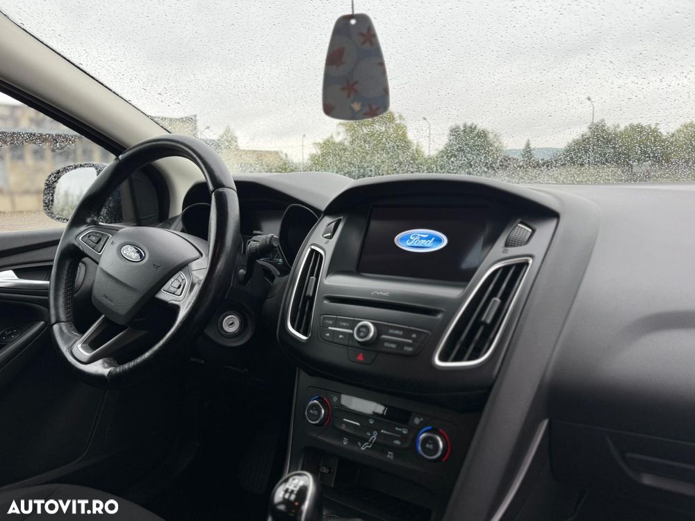 Ford Focus 1.0 EcoBoost Trend - 3
