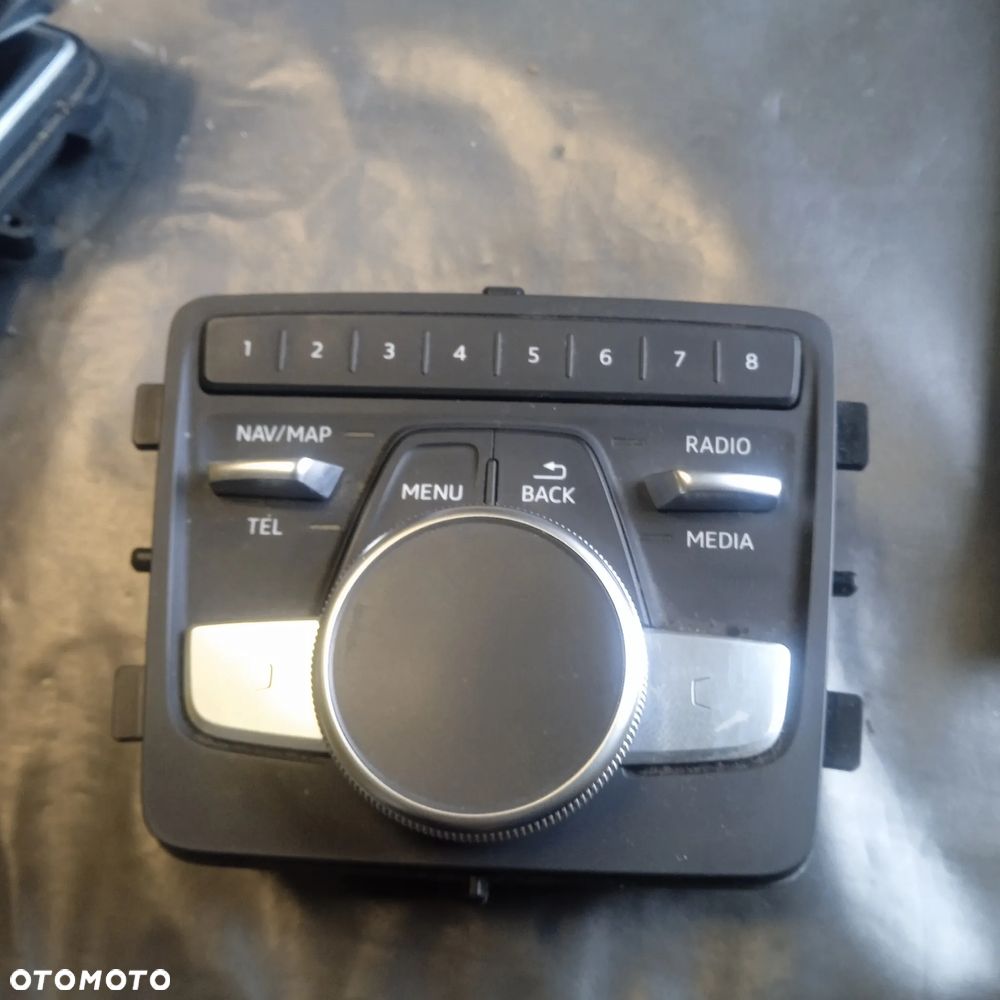 Panel MMI A4 B9 8W0919614T - 1