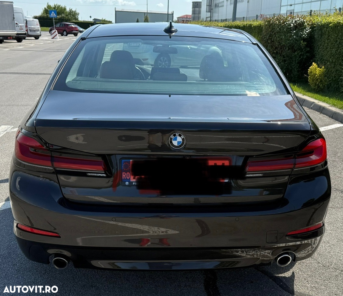 BMW Seria 5 530i AT - 3