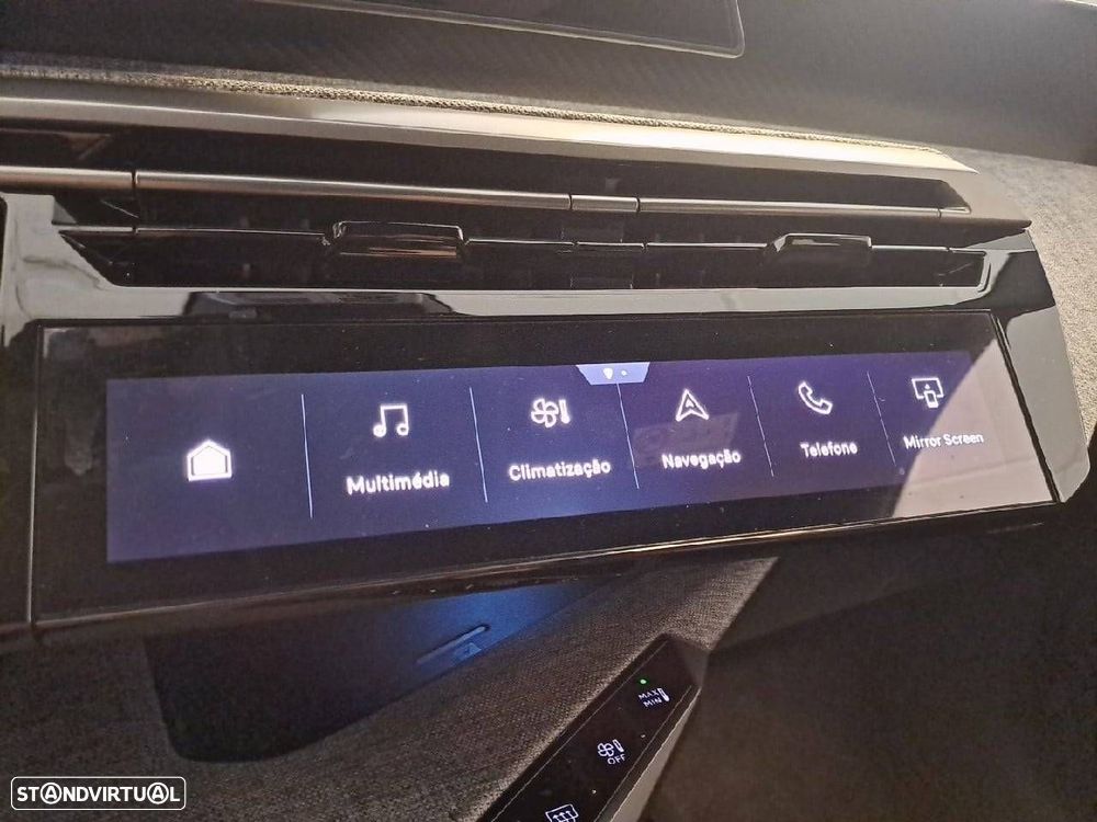 Peugeot 5008 1.2 Hybrid Allure e-DCS6 - 22